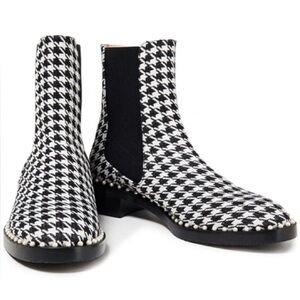 Stuart Weitzman Cline Booties in houndstooth